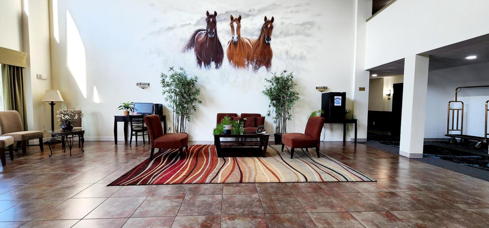 Fairbridge Inn & Suites Canadian エクステリア 写真