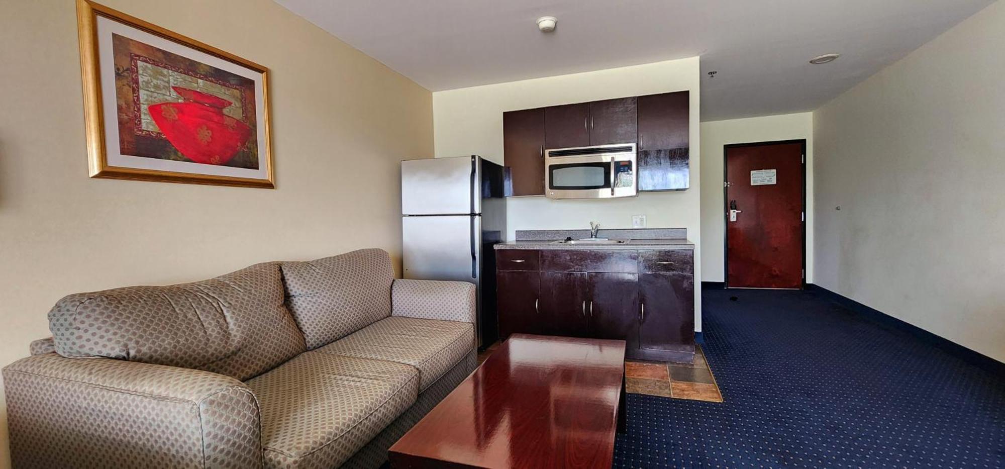 Fairbridge Inn & Suites Canadian エクステリア 写真